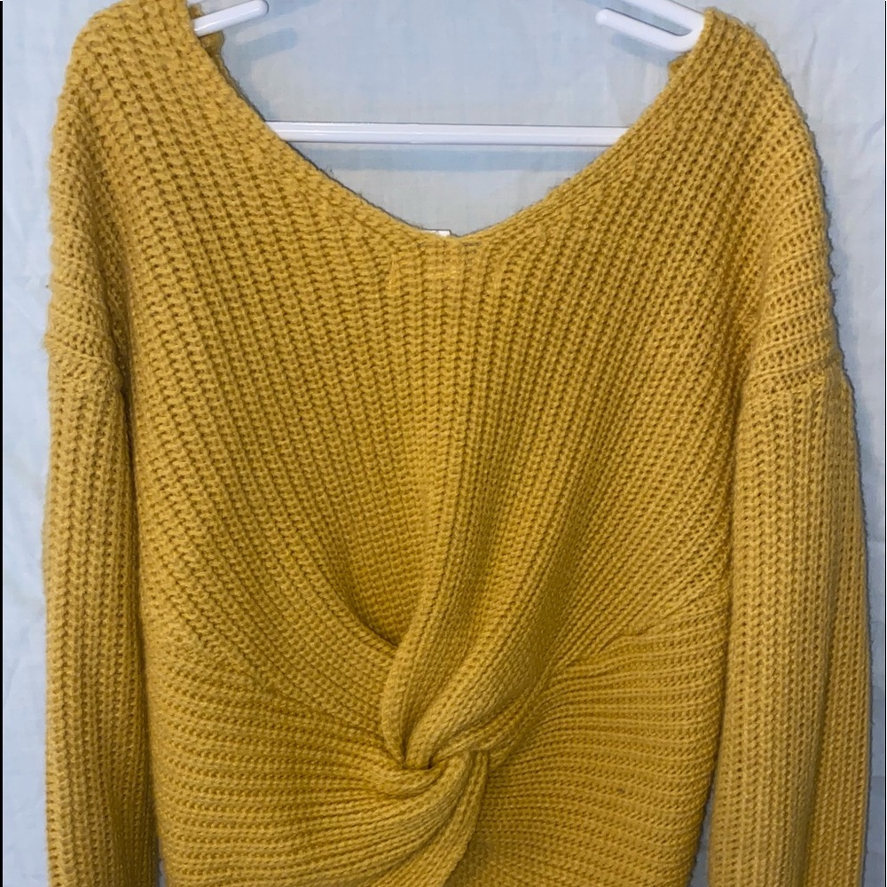 White Fawn Gold Sweater (Crop Top) - with tied back